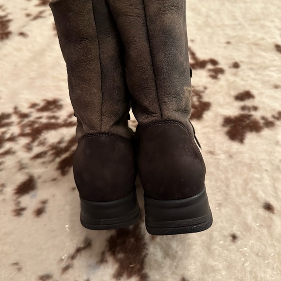 La Canadienne Always Waterproof Shearling Lined boots Brown Suede boots sz 7 - Picture 7 of 10
